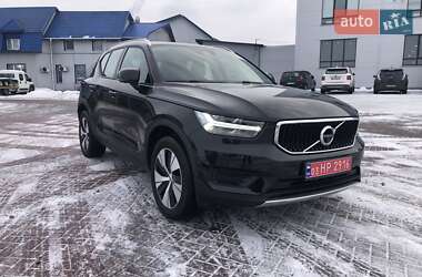 Внедорожник / Кроссовер Volvo XC40 2020 в Ровно