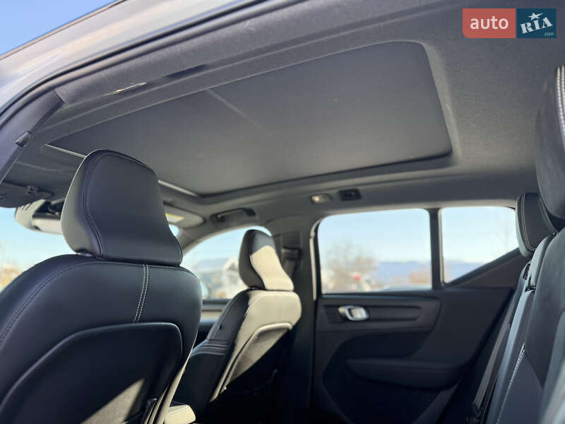 Позашляховик / Кросовер Volvo XC40 2021 в Бучі