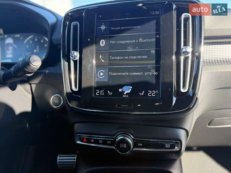 Позашляховик / Кросовер Volvo XC40 2021 в Бучі