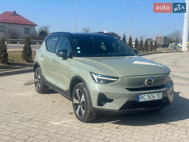 Volvo XC40 2023