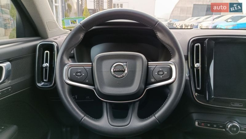 Внедорожник / Кроссовер Volvo XC40 2018 в Луцке