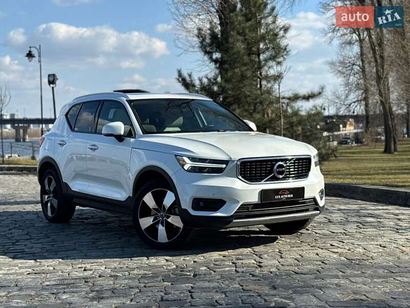 Volvo XC40 2020