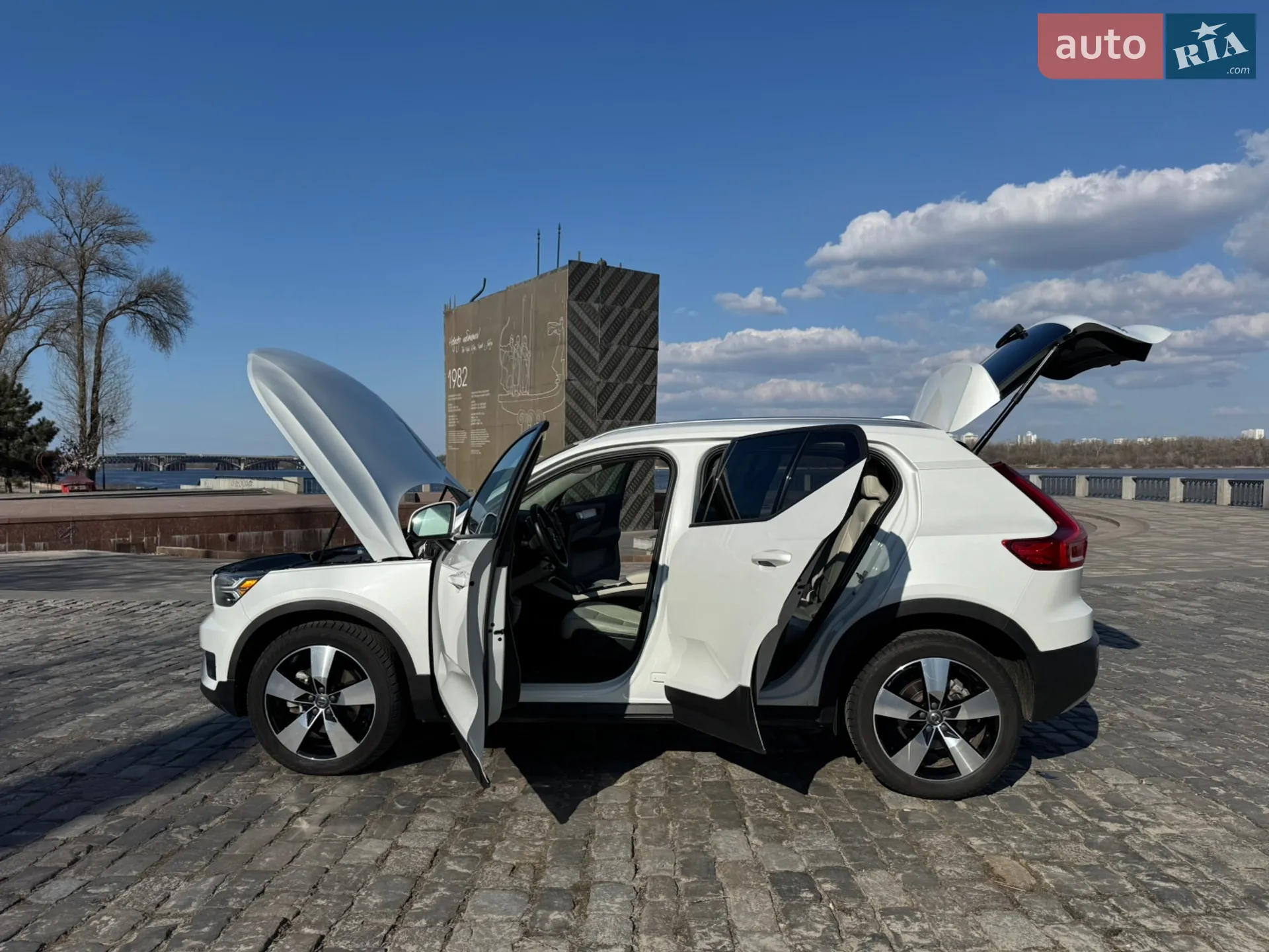 2020 Volvo XC40 - мініатюра 61