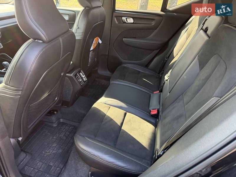 Позашляховик / Кросовер Volvo XC40 2022 в Києві фото 21 Позашляховик / Кросовер Volvo XC40 2022 в Києві