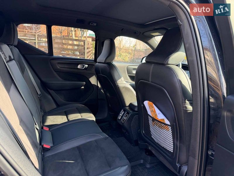 Позашляховик / Кросовер Volvo XC40 2022 в Києві фото 24 Позашляховик / Кросовер Volvo XC40 2022 в Києві