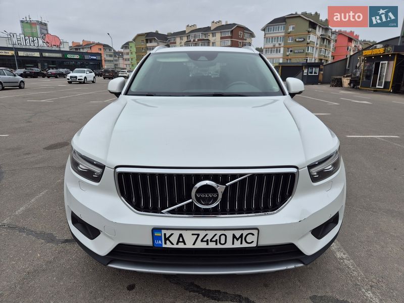Позашляховик / Кросовер Volvo XC40 2020 в Києві