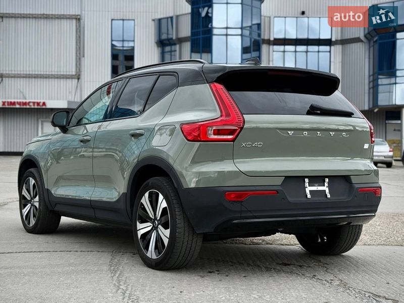 Позашляховик / Кросовер Volvo XC40 2023 в Чернівцях фото 6 Позашляховик / Кросовер Volvo XC40 2023 в Чернівцях
