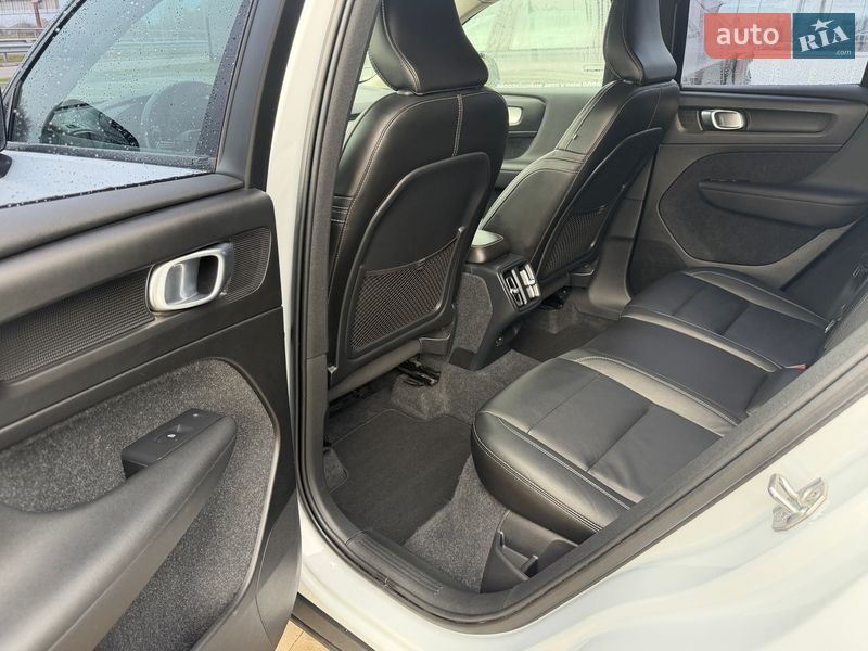 Внедорожник / Кроссовер Volvo XC40 2019 в Киеве фото 17 Внедорожник / Кроссовер Volvo XC40 2019 в Киеве