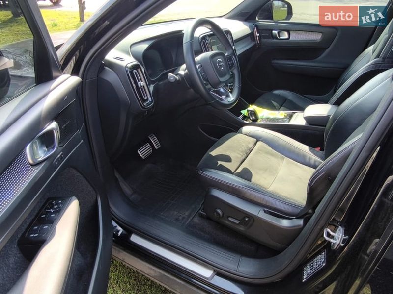 Позашляховик / Кросовер Volvo XC40 2021 в Лозовій