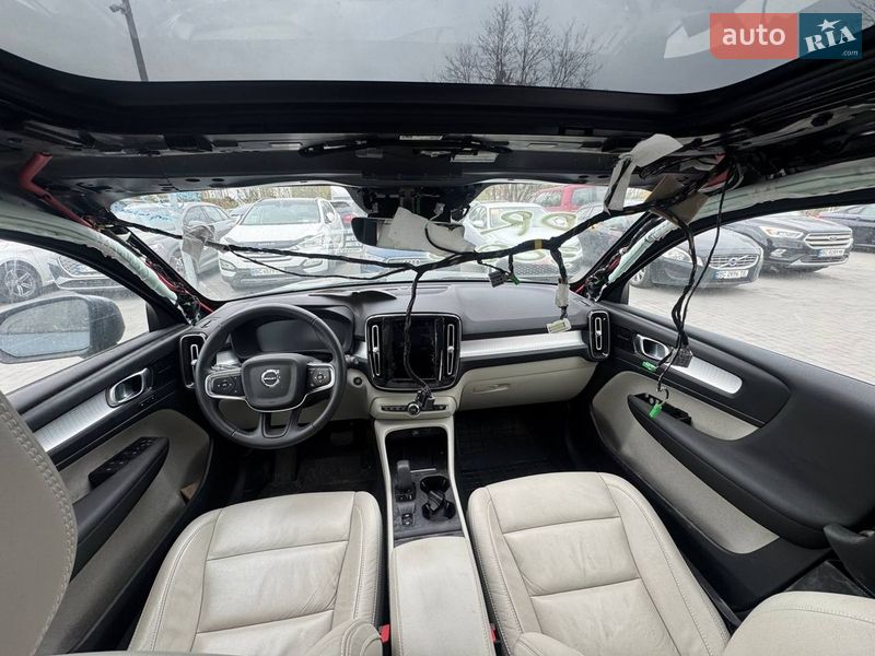 Внедорожник / Кроссовер Volvo XC40 2021 в Львове