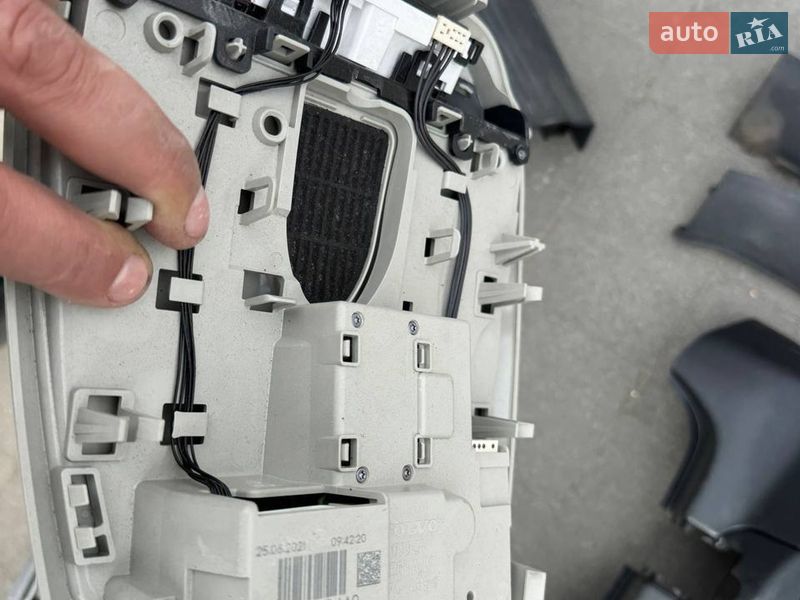 Внедорожник / Кроссовер Volvo XC40 2021 в Львове