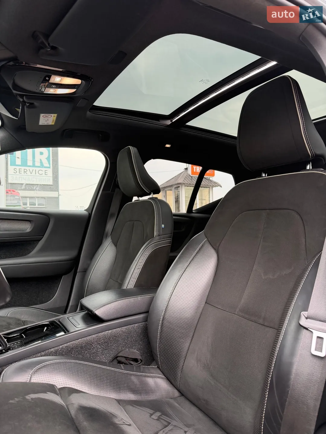 2020 Volvo XC40 - мініатюра 17