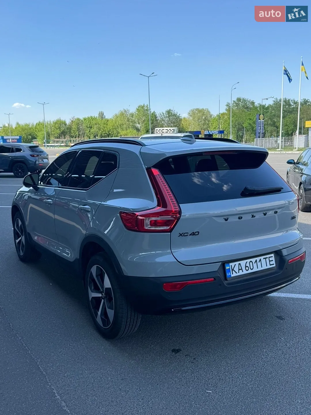 2023 Volvo XC40 - мініатюра 10