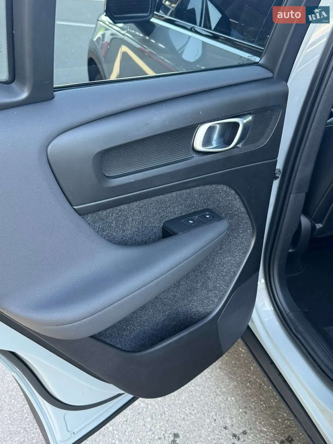 2023 Volvo XC40 - мініатюра 21