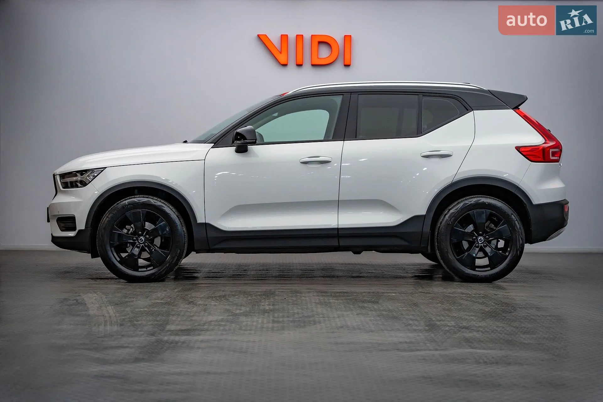2020 Volvo XC40 - мініатюра 3