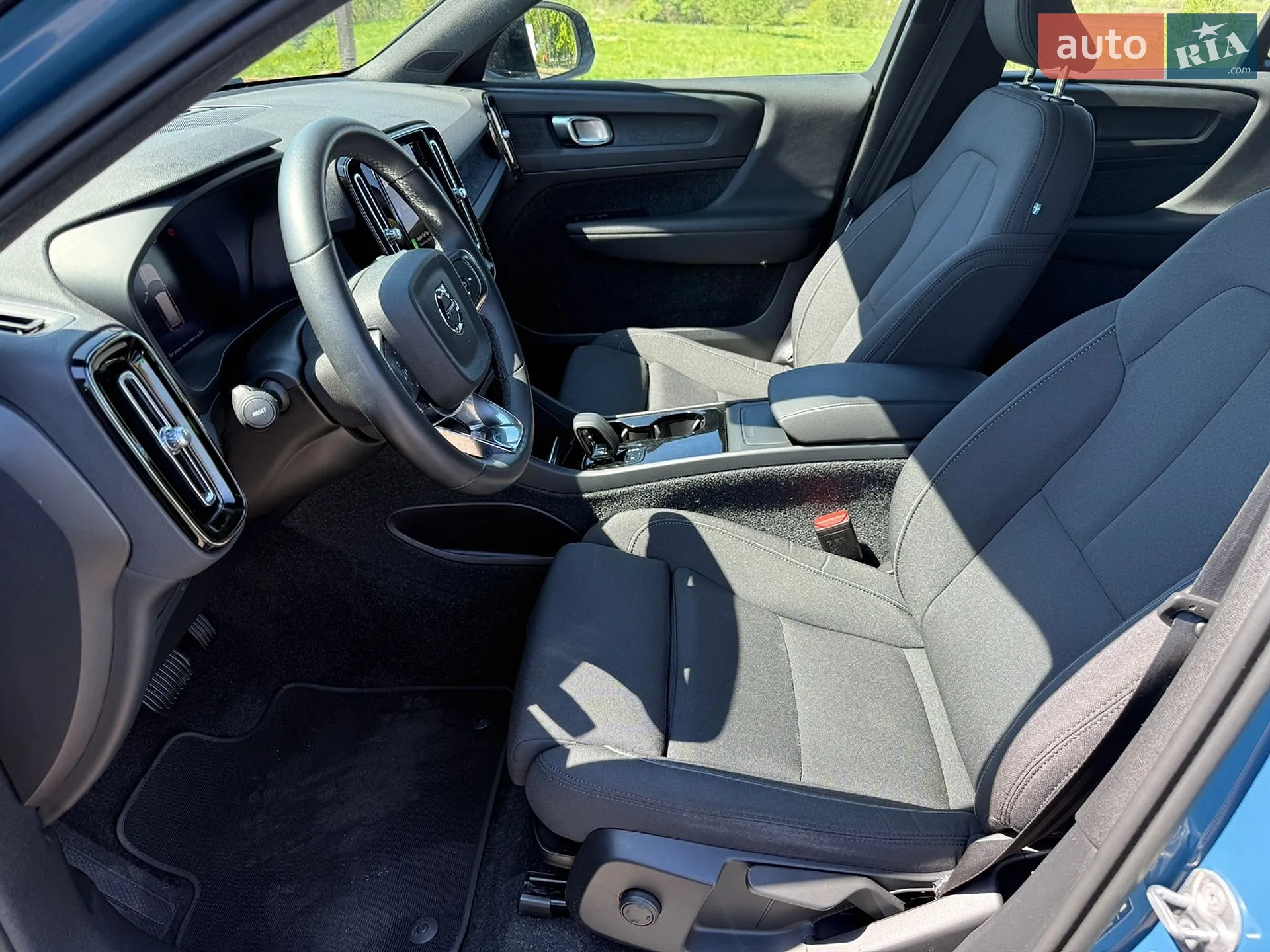 2023 Volvo XC40 - мініатюра 13