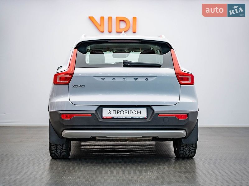 Внедорожник / Кроссовер Volvo XC40 2021 в Киеве