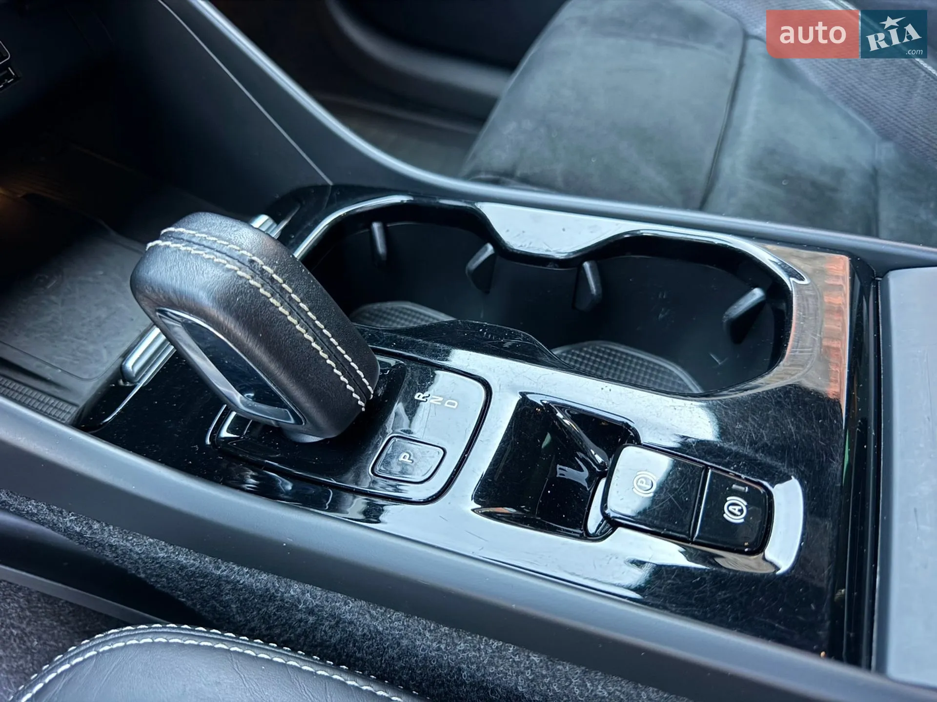 2019 Volvo XC40 - мініатюра 11
