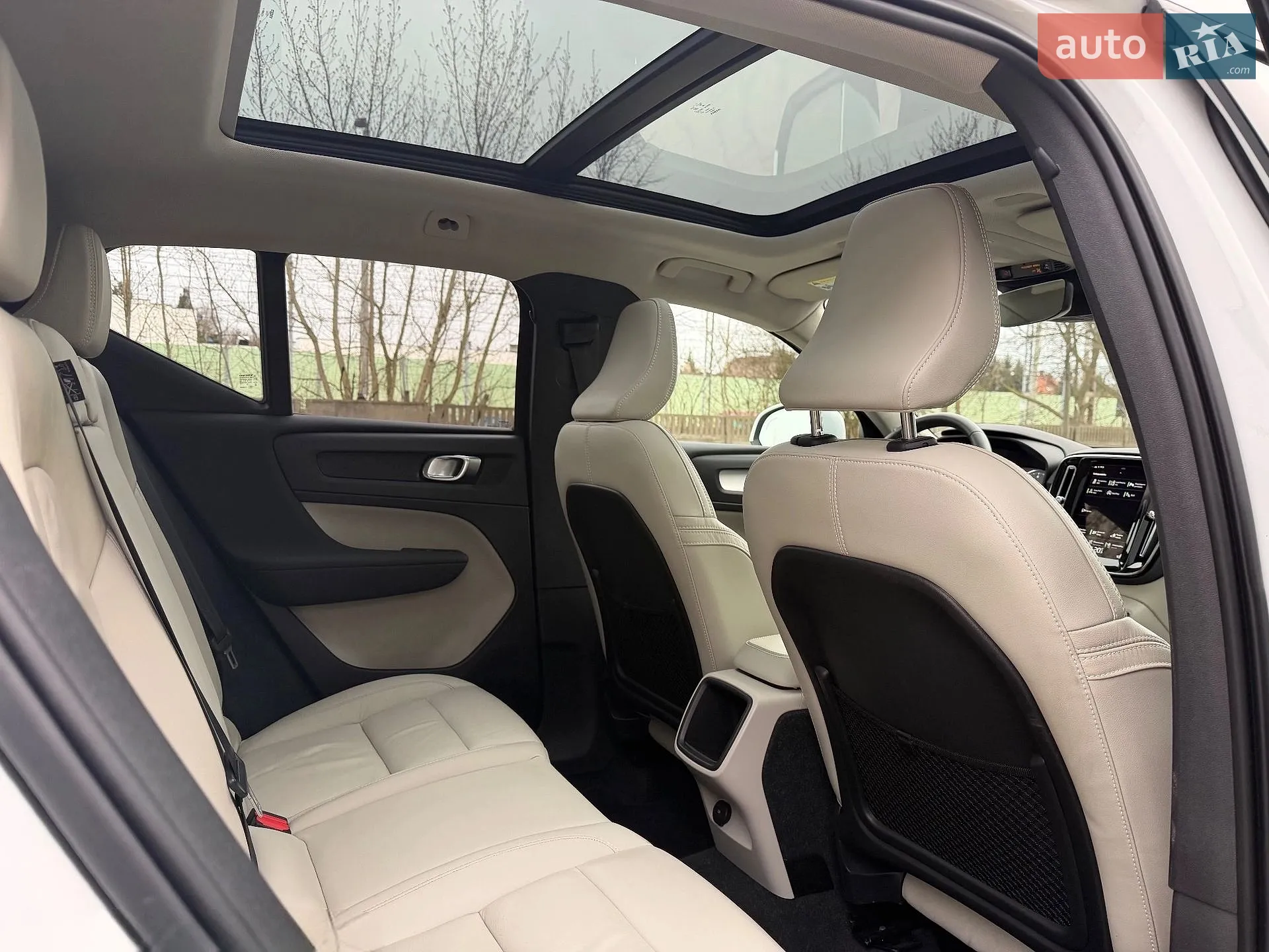 2021 Volvo XC40 - мініатюра 12