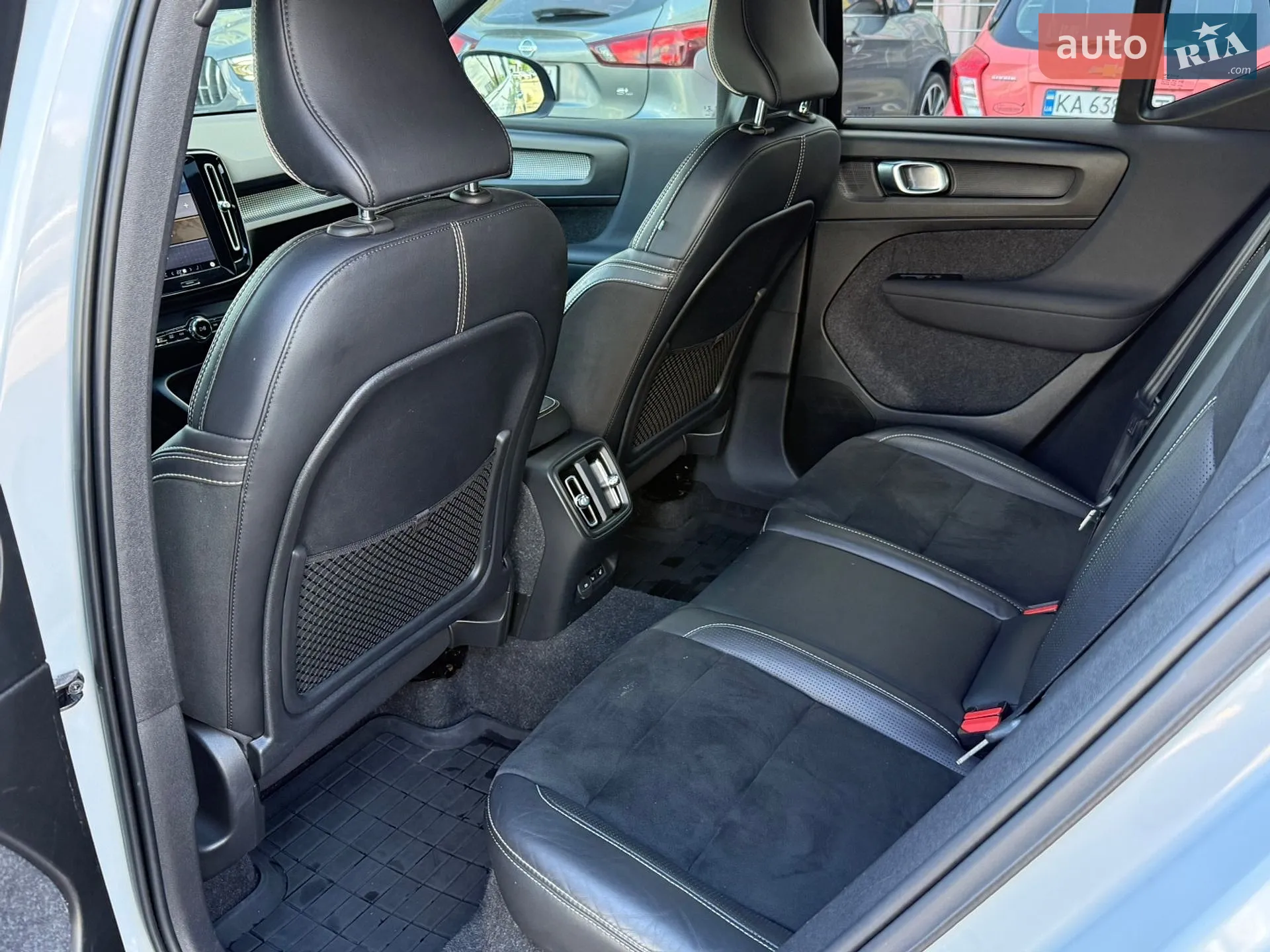 2021 Volvo XC40 - мініатюра 29