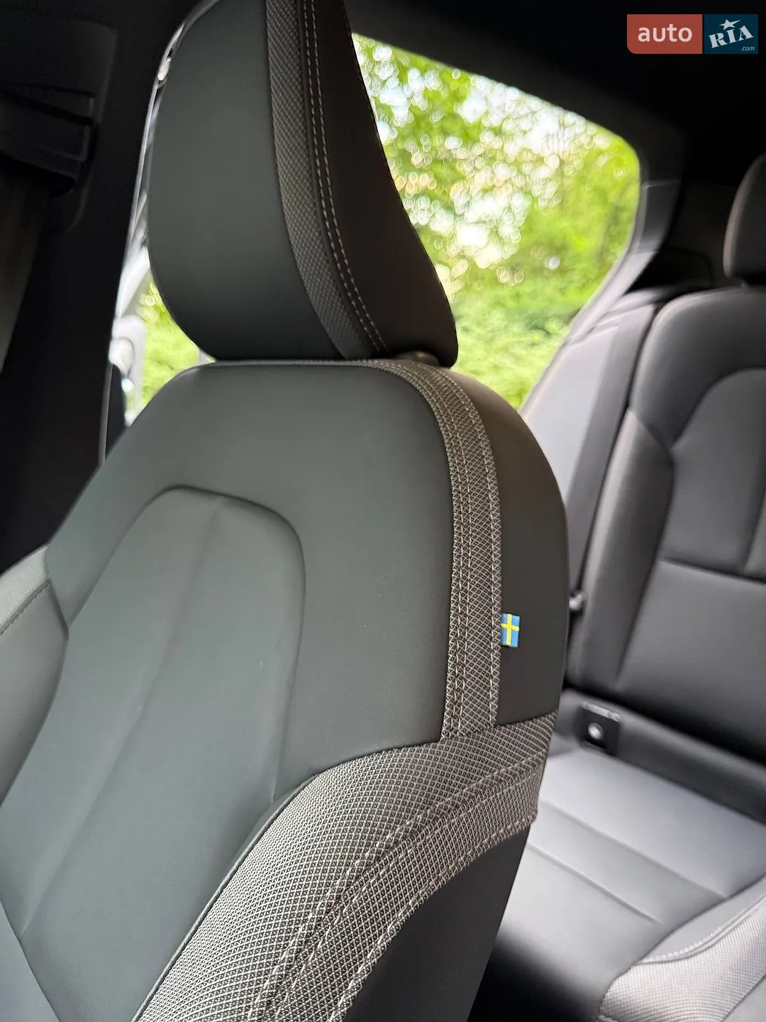 2023 Volvo XC40 - мініатюра 18