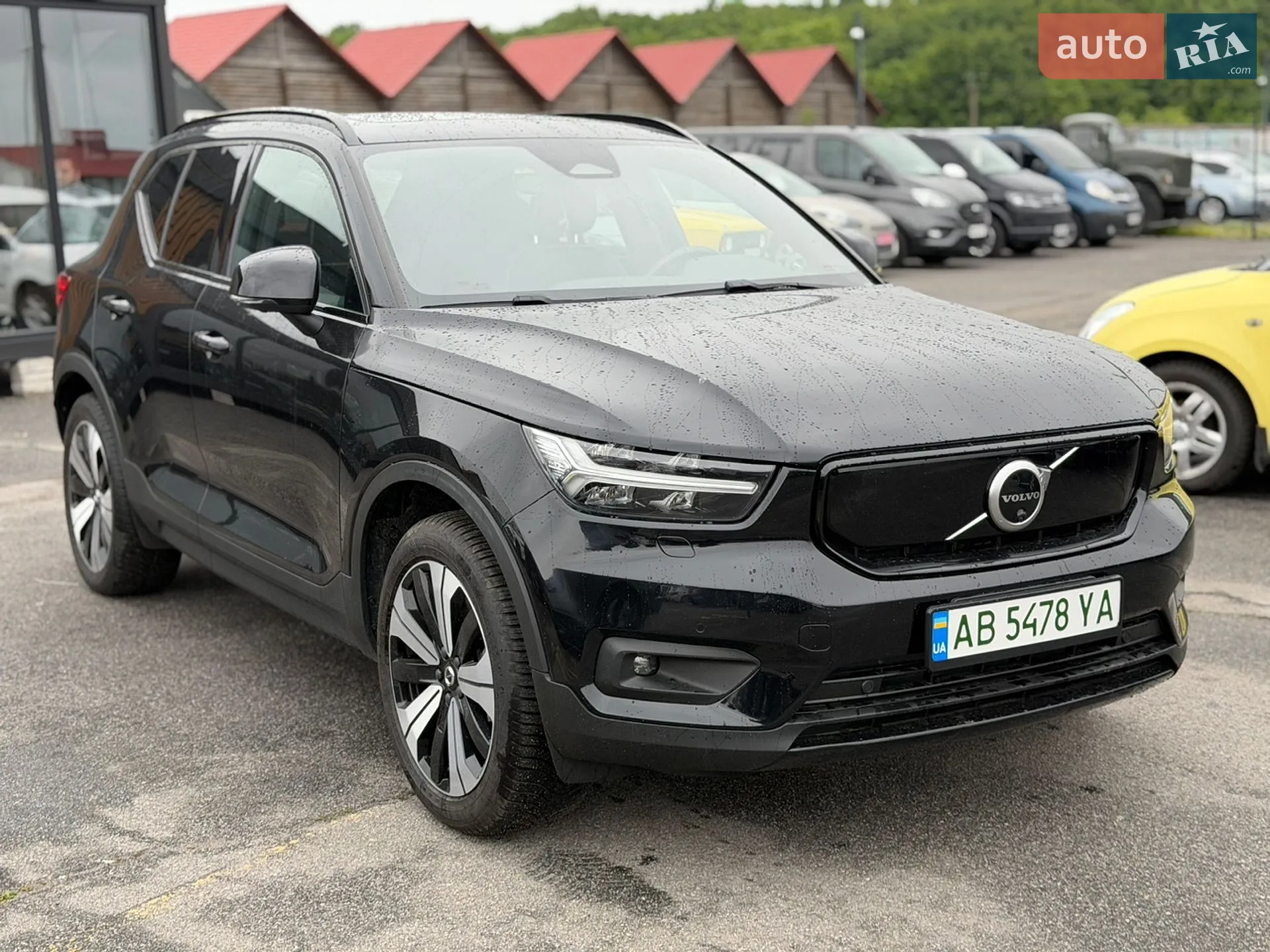 2021 Volvo XC40 - фото 1