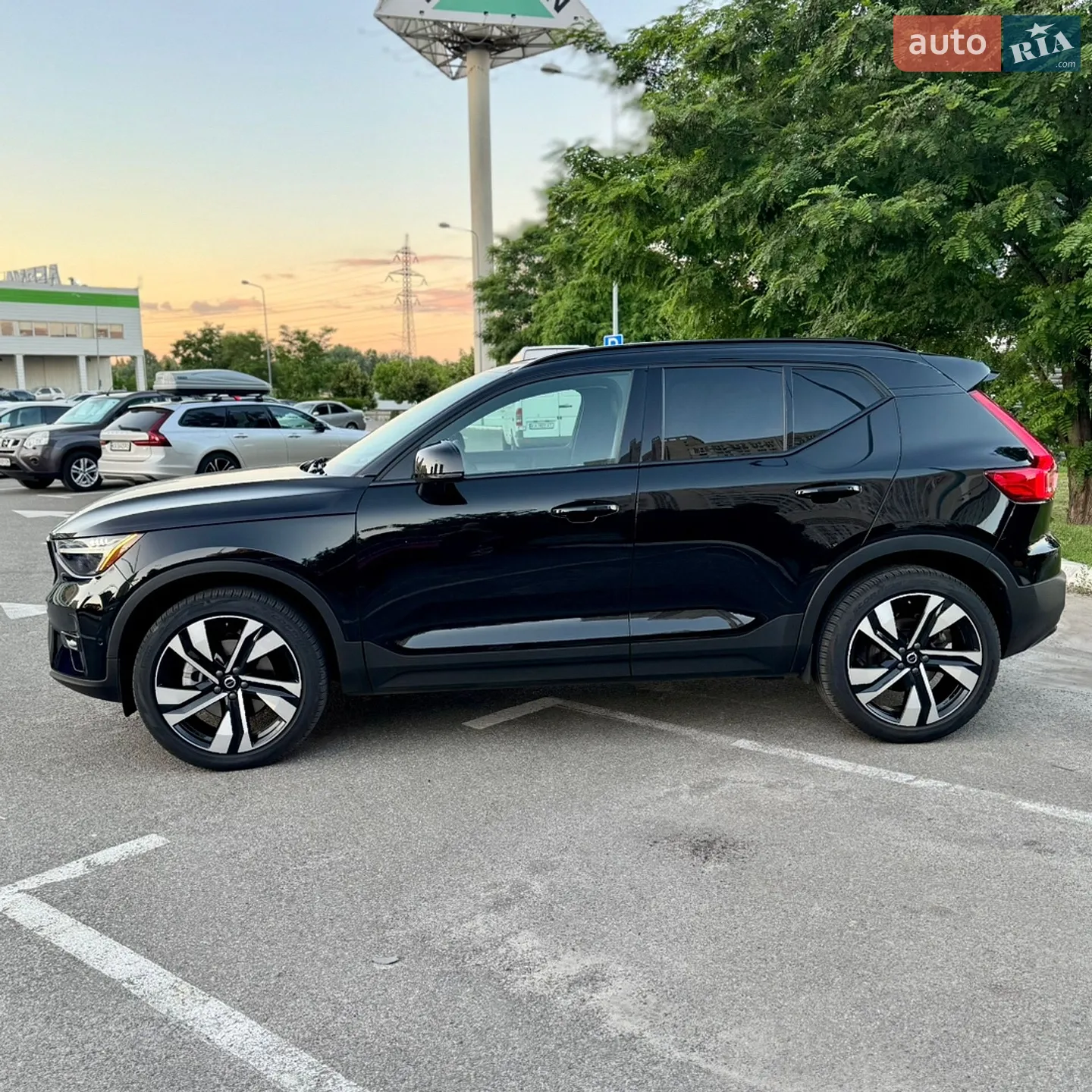 2023 Volvo XC40 - мініатюра 10