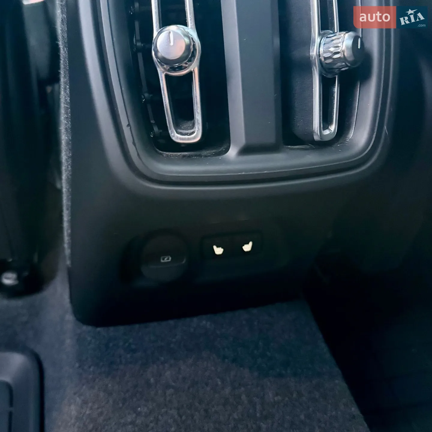 2023 Volvo XC40 - мініатюра 19