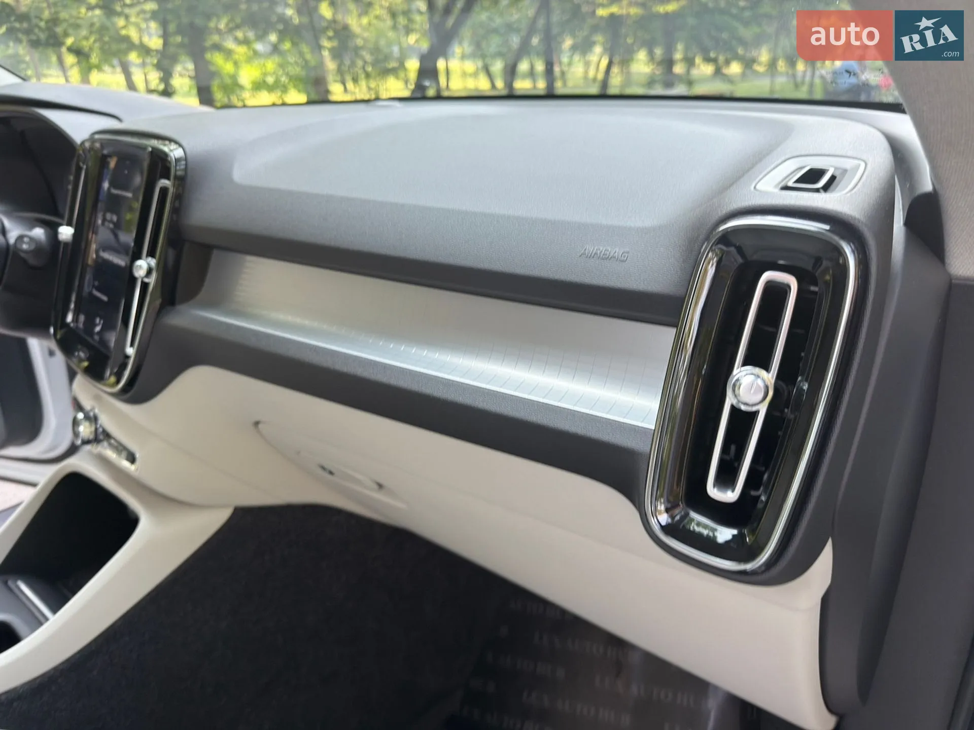 2020 Volvo XC40 - мініатюра 28