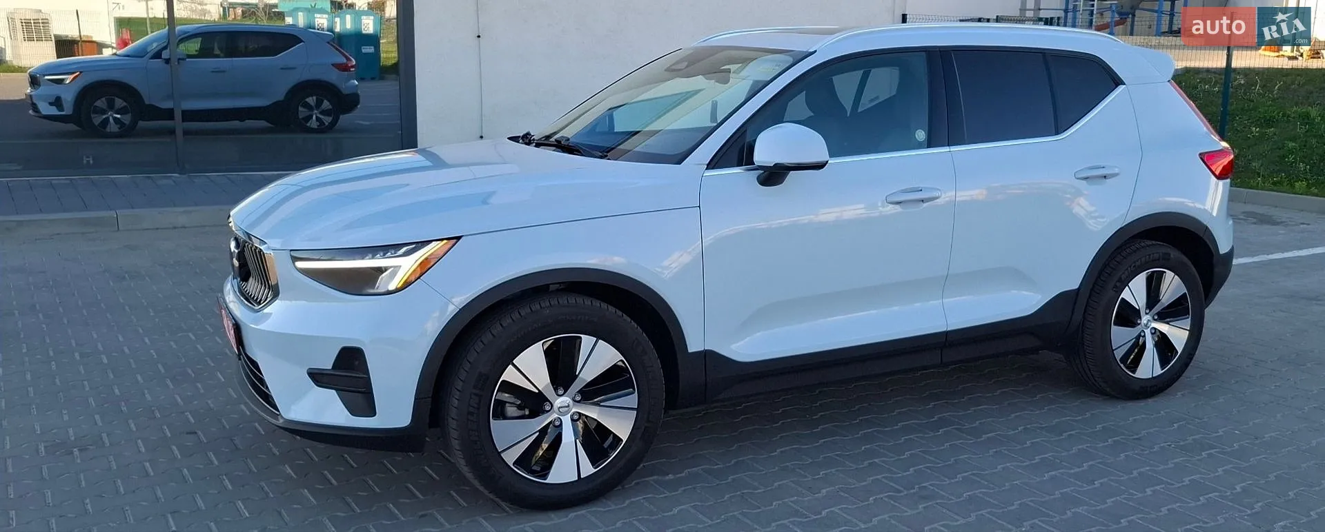 2025 Volvo XC40 - мініатюра 8
