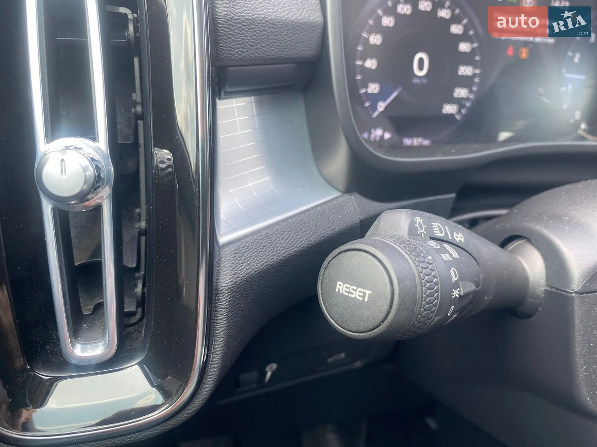 2020 Volvo XC40 - мініатюра 45