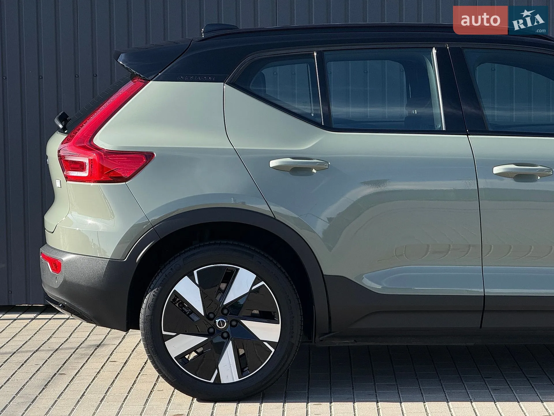 2024 Volvo XC40 - мініатюра 13