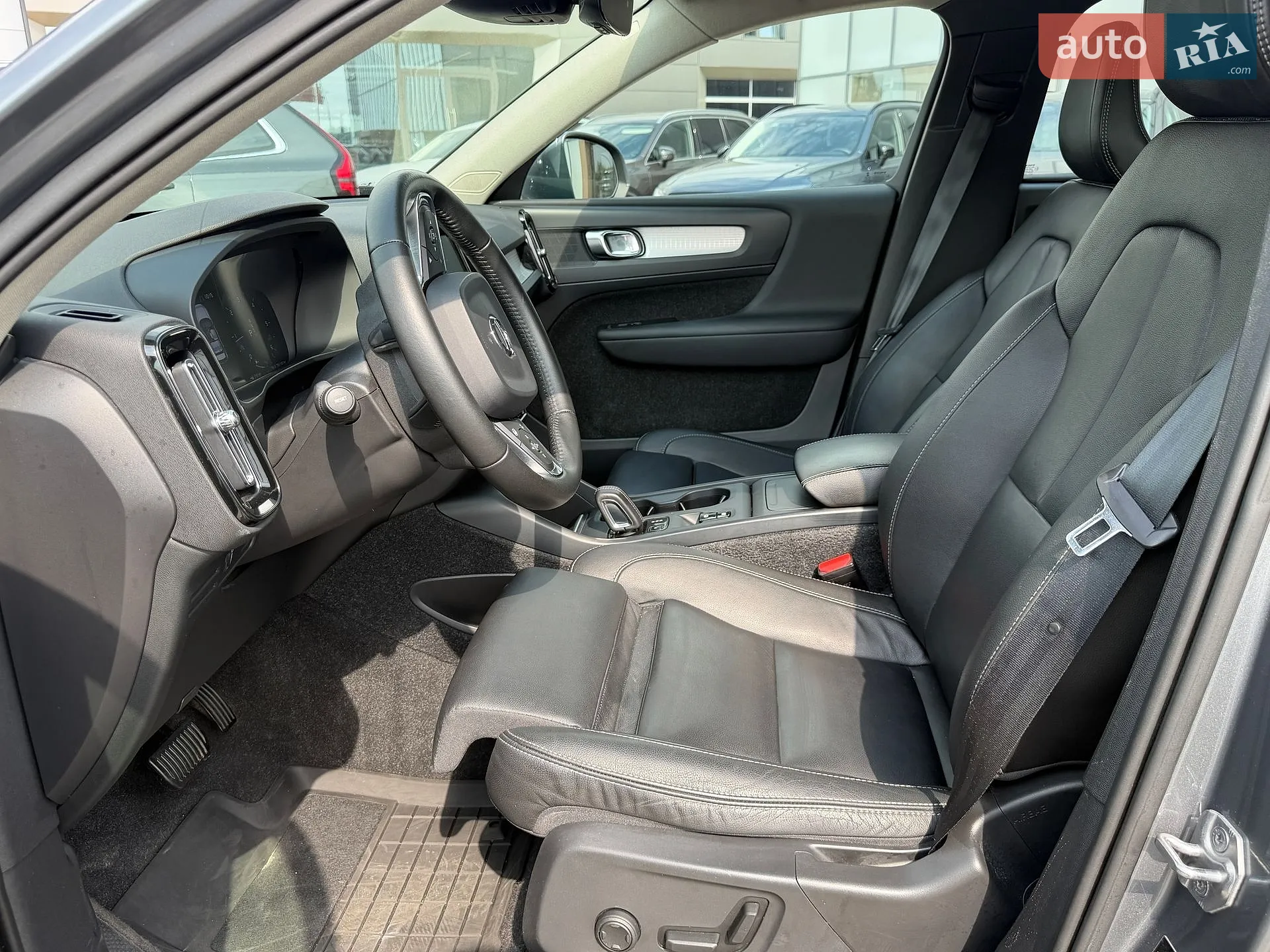 2018 Volvo XC40 - мініатюра 13