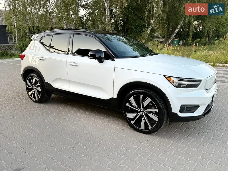 Volvo XC40 2021