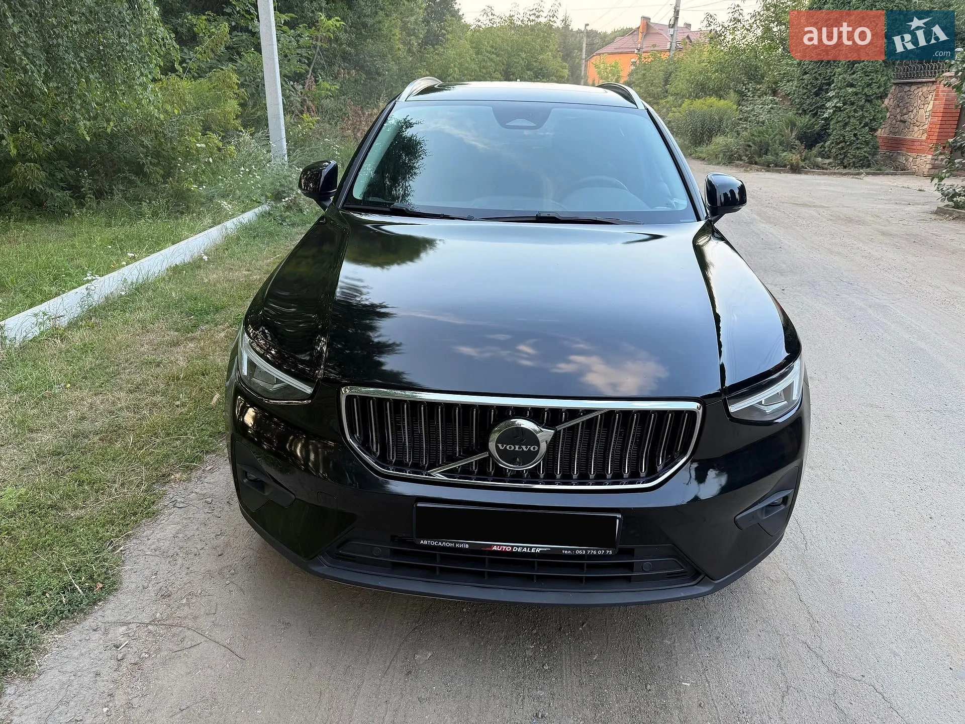 2023 Volvo XC40 - мініатюра 2