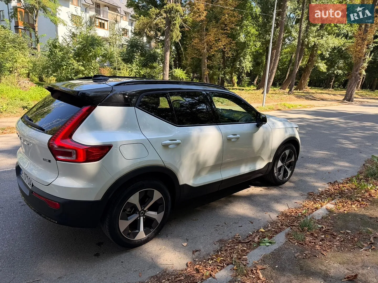 2025 Volvo XC40 - мініатюра 4