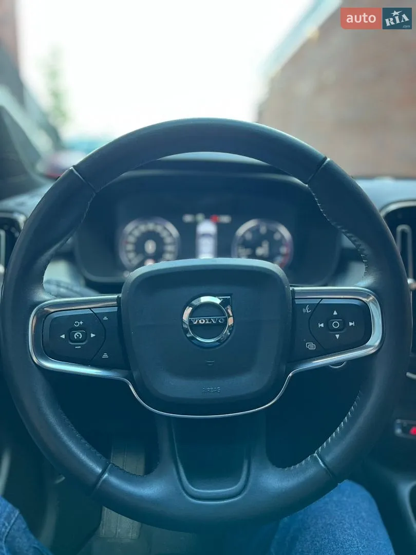 2020 Volvo XC40 - мініатюра 9