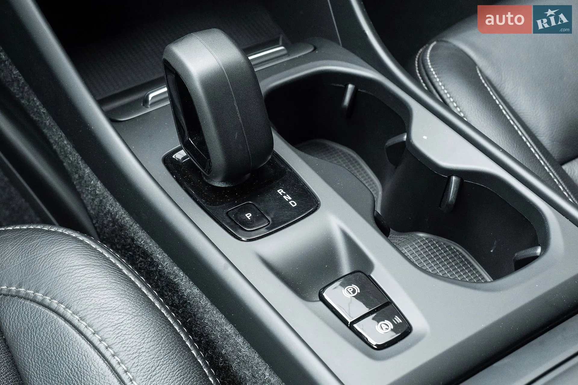 2022 Volvo XC40 - мініатюра 16