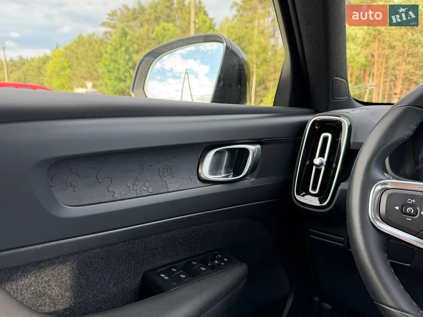 2023 Volvo XC40 - мініатюра 13