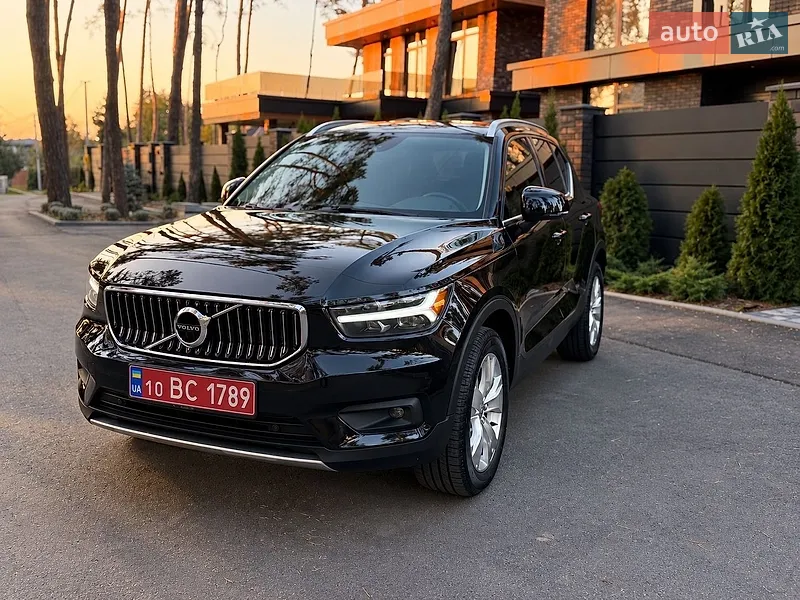 Volvo XC40 2021