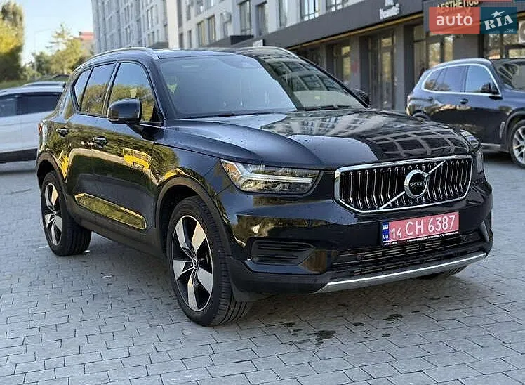 Volvo XC40