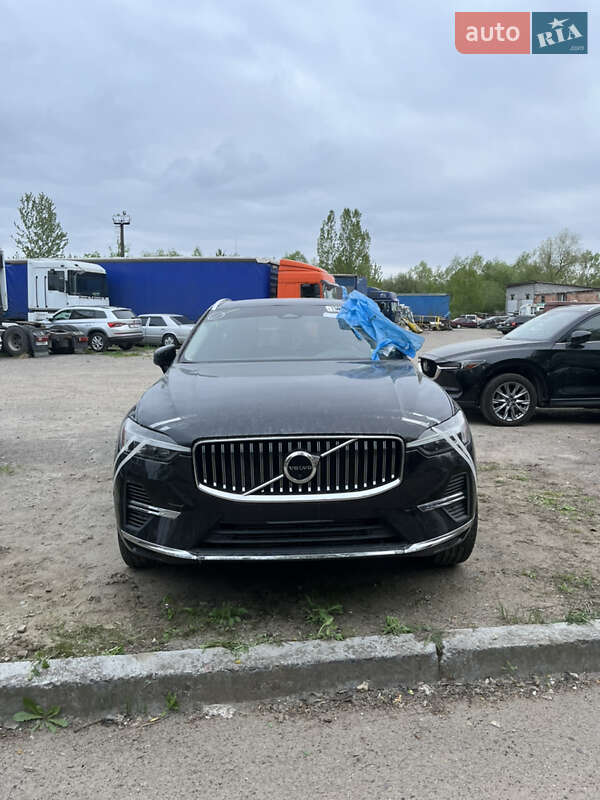 Внедорожник / Кроссовер Volvo XC60 Recharge 2022 в 