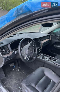 Внедорожник / Кроссовер Volvo XC60 Recharge 2022 в 
