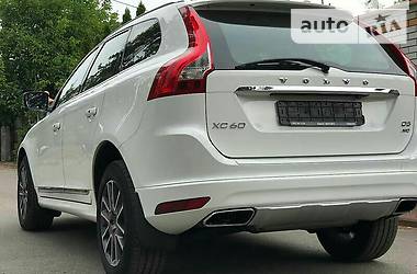 Внедорожник / Кроссовер Volvo XC60 2013 в Киеве