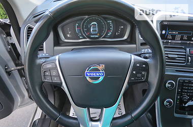 Позашляховик / Кросовер Volvo XC60 2014 в 