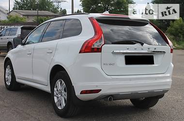 Внедорожник / Кроссовер Volvo XC60 2015 в Николаеве