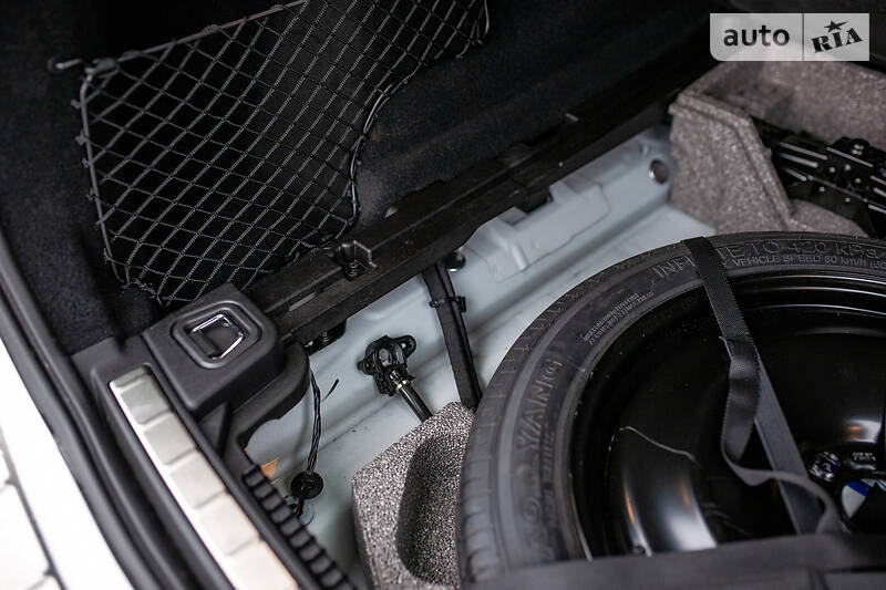 Позашляховик / Кросовер Volvo XC60 2018 в Буську