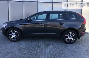 Внедорожник / Кроссовер Volvo XC60 2012 в Киеве