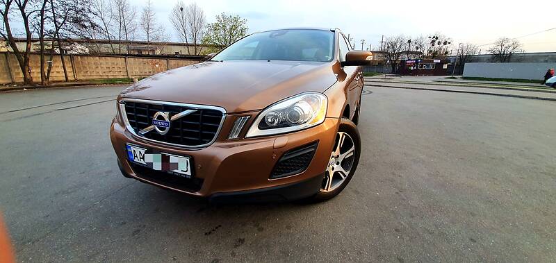 Позашляховик / Кросовер Volvo XC60 2012 в Києві