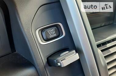 Внедорожник / Кроссовер Volvo XC60 2011 в 